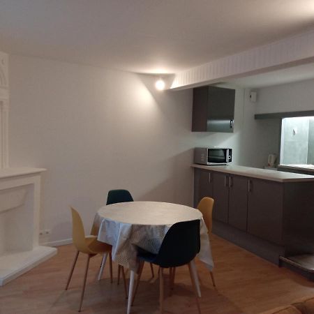 Appartement T3 En Duplex La Creche Eksteriør billede